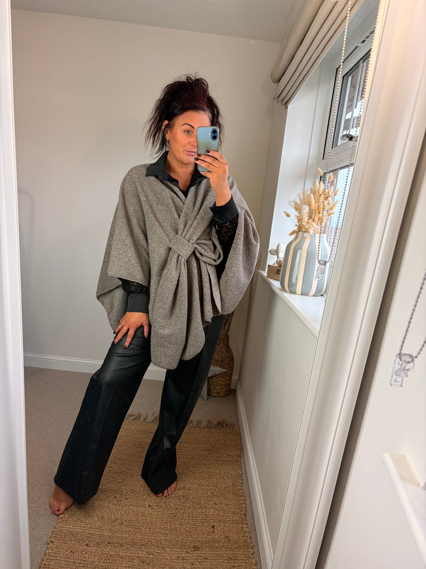 Knotted Poncho - Mocha