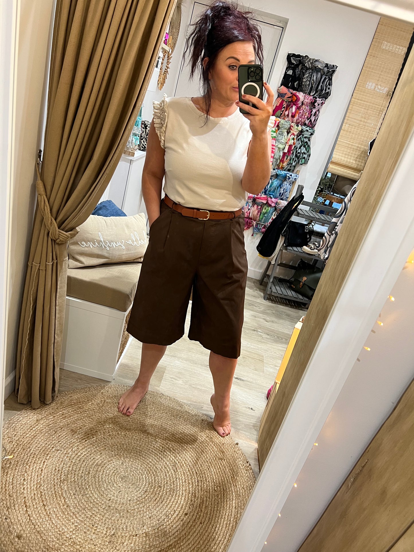 Magic Bermuda Shorts - Chocolate