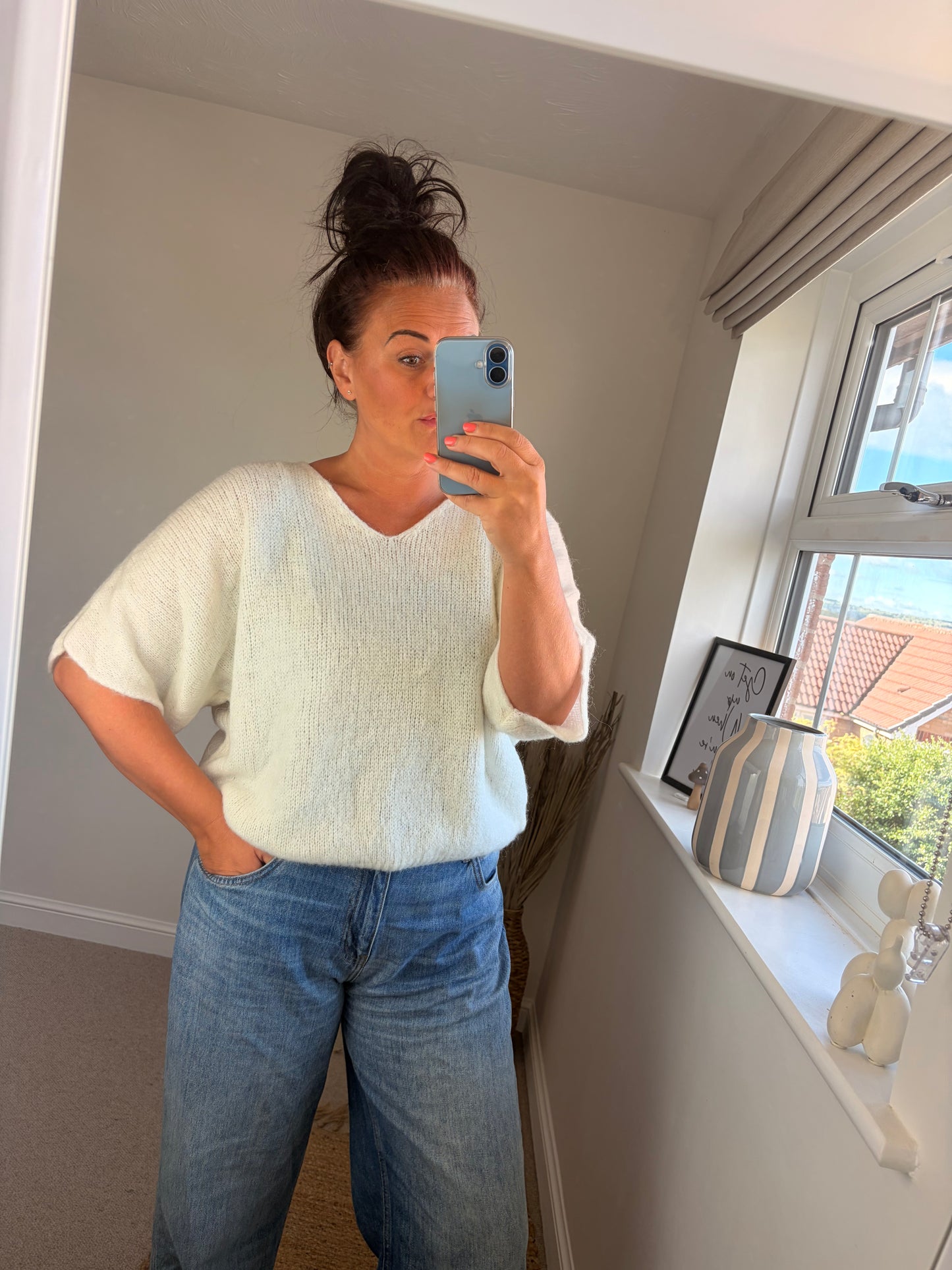 V Neck Jumper - Cream