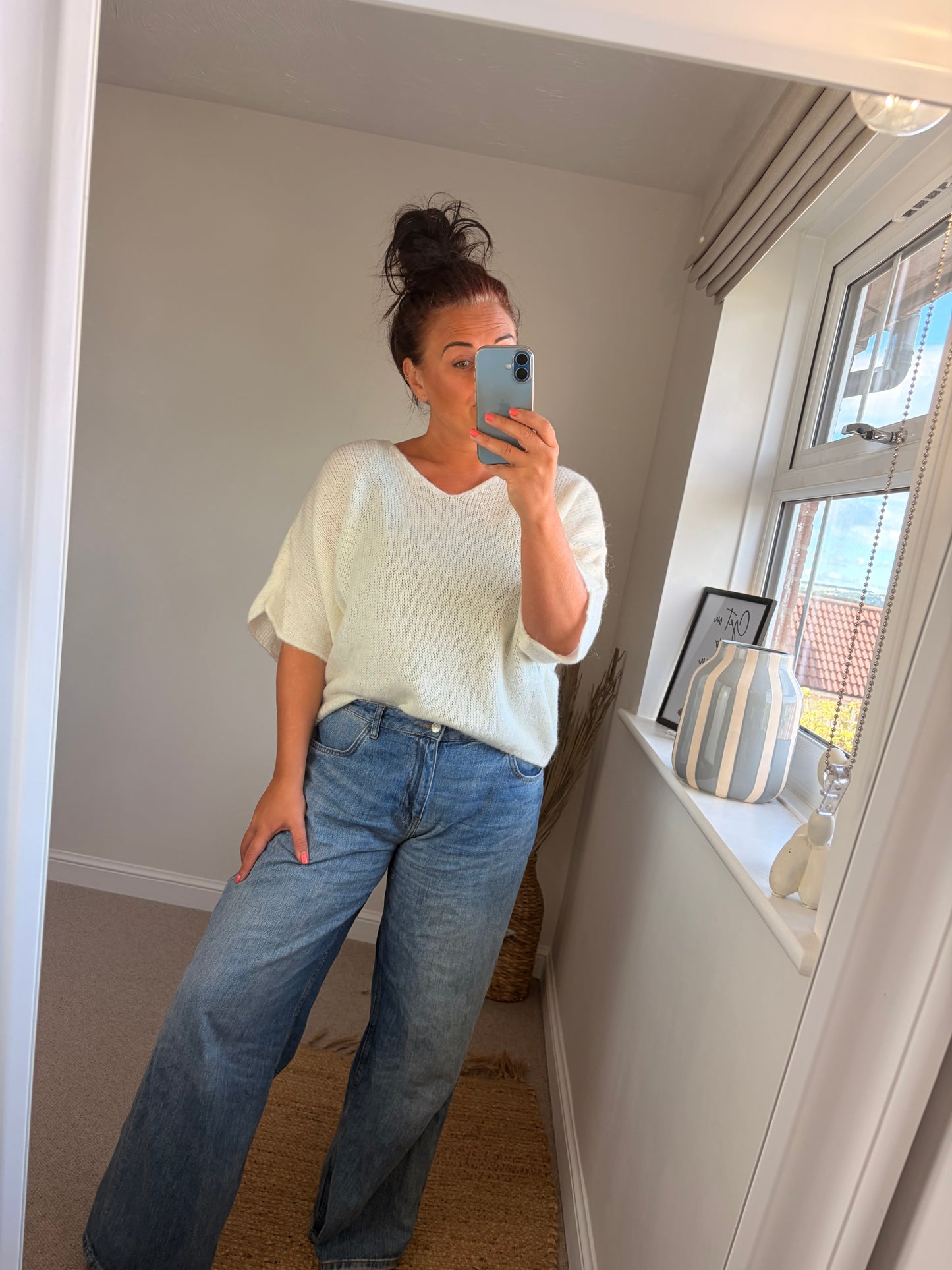 V Neck Jumper - Cream