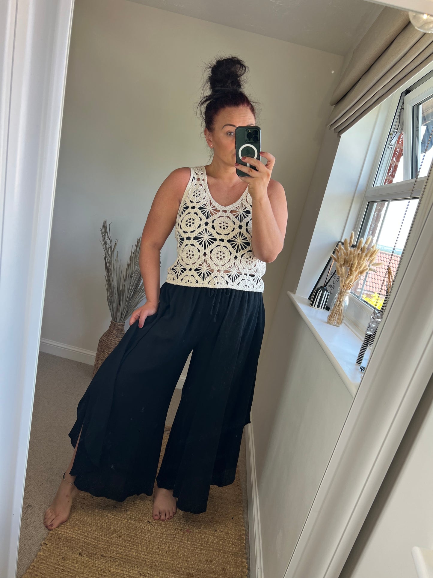 Crochet Cropped Vest - Cream