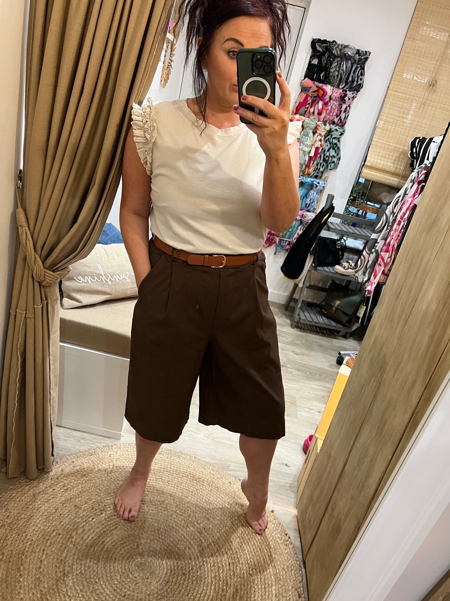 Magic Bermuda Shorts - Chocolate