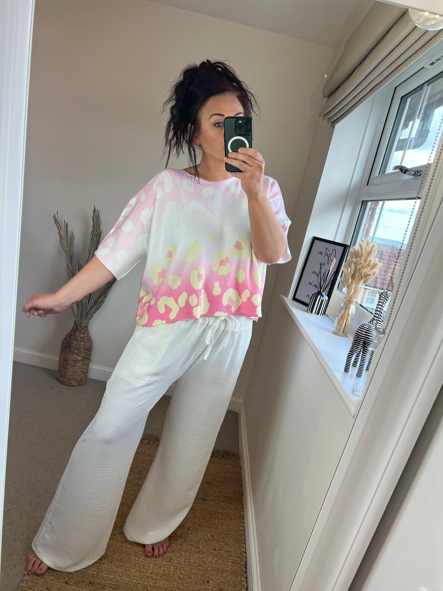 Cropped Sleeve Fine Knit Jumper - Leopard Pink