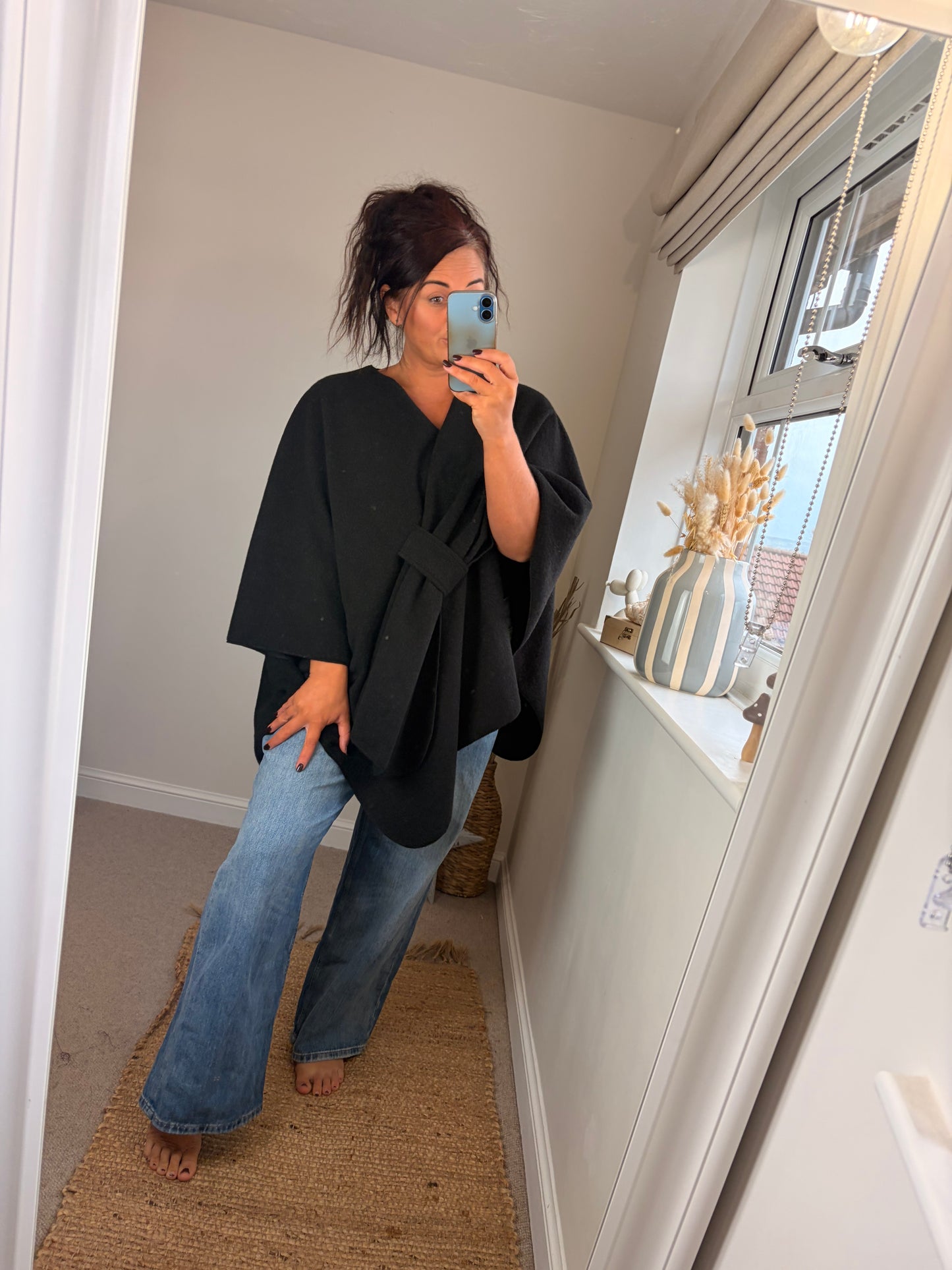 Knotted Poncho - Black