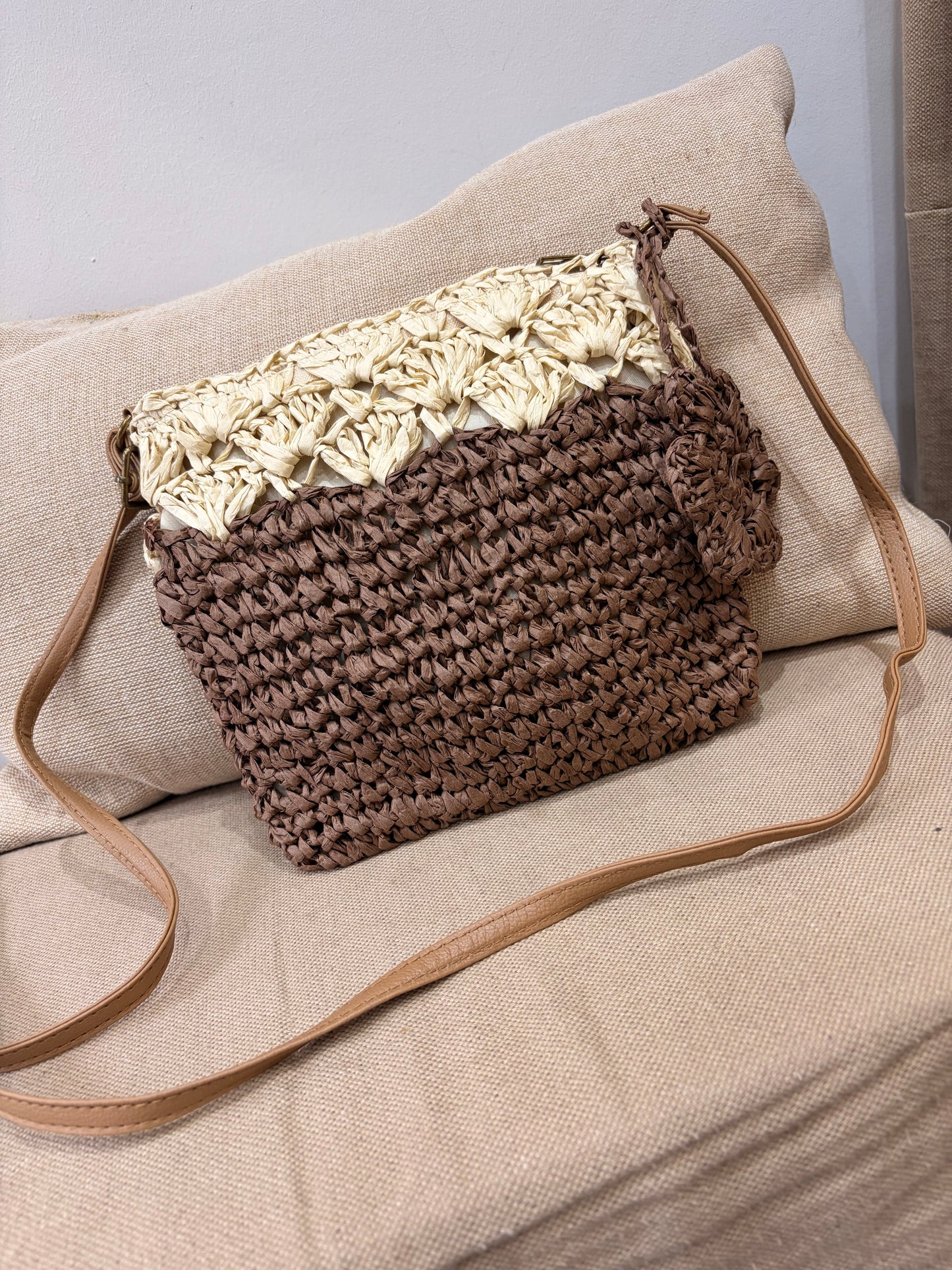 Small Straw Crossbody Bag - Brown