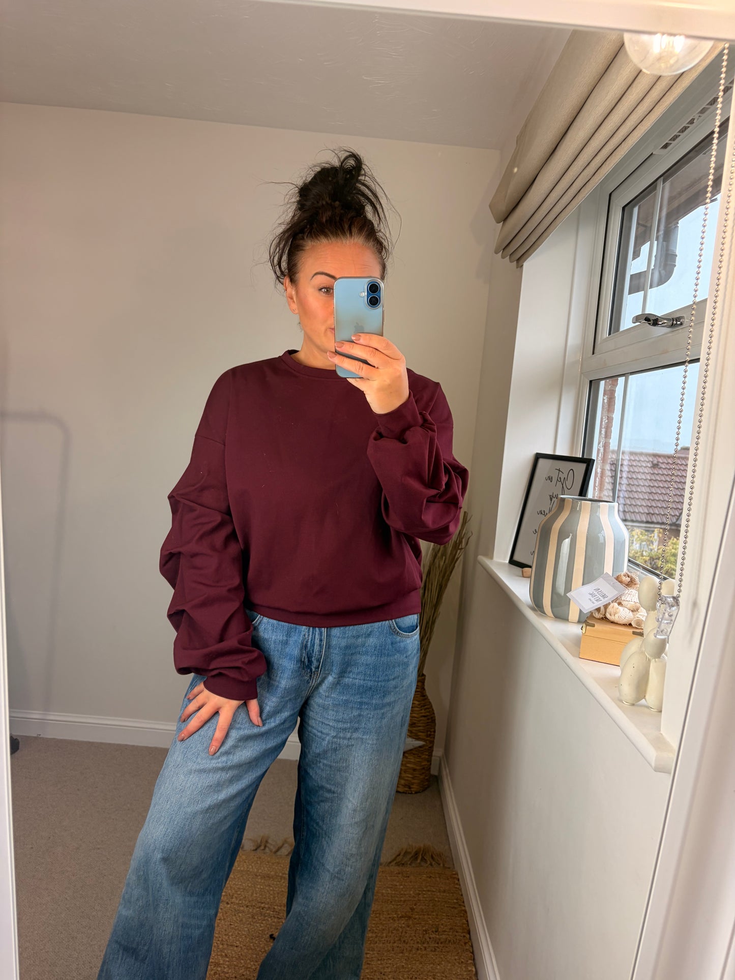 Ruched Sleeve Sweatshirt - Wine