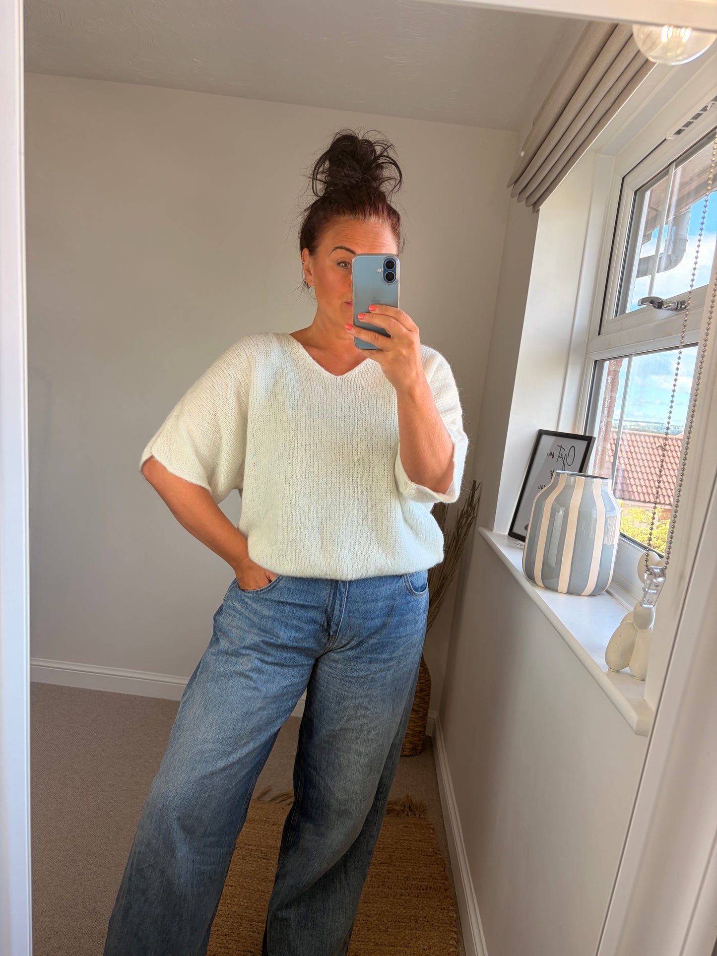 V Neck Jumper - Cream