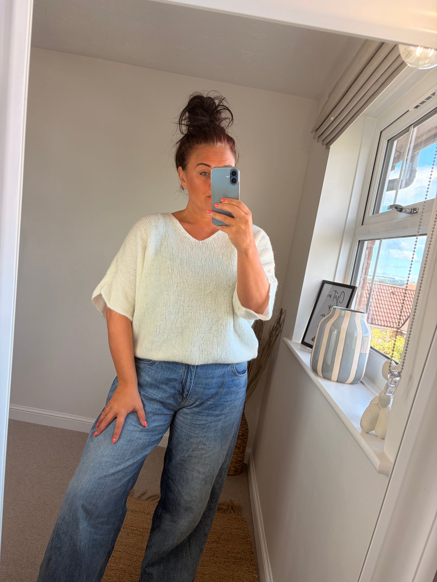 V Neck Jumper - Cream