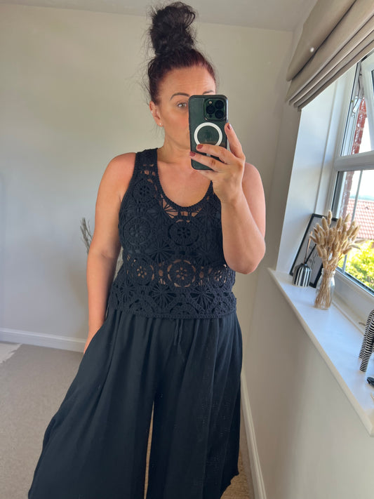 Crochet Cropped Vest - Black