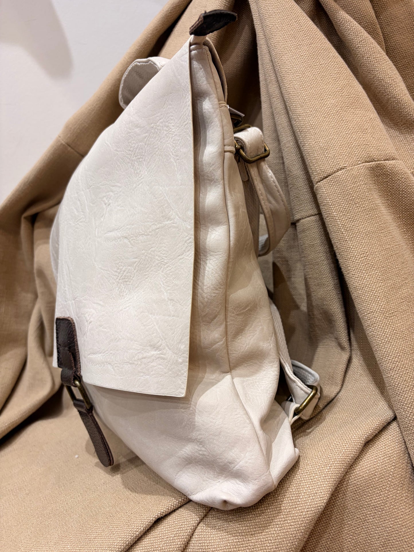 Large Rucksack - Cream