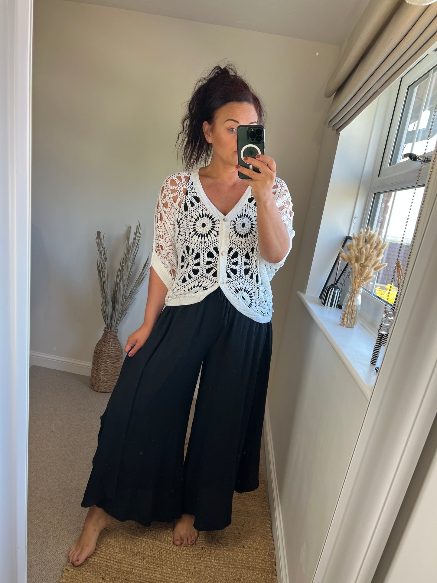 Crochet Scooped Cardi - White